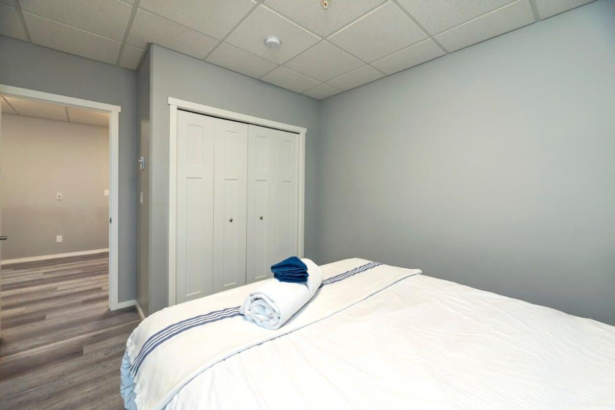 Nn - The Wanderoo - Riverdale 3-Bed 2 5-Bath Whitehorse Exterior photo